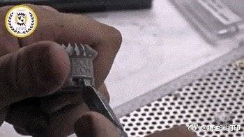 金屬3D產(chǎn)品去除支撐.jpg 金屬3D產(chǎn)品去除支撐.jpg